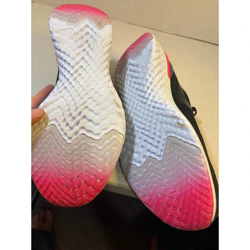 Nike Epic React Flyknit Womens Running Shoes‎ Black Pink Size 13 no box